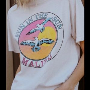 Brandy Melville Fun In the Sun Tee RARE!